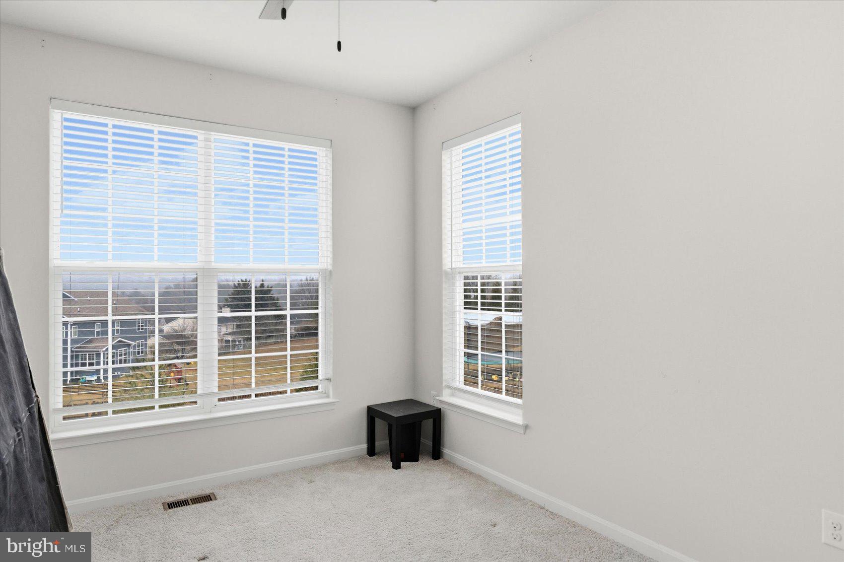 STONEGATE - Residential