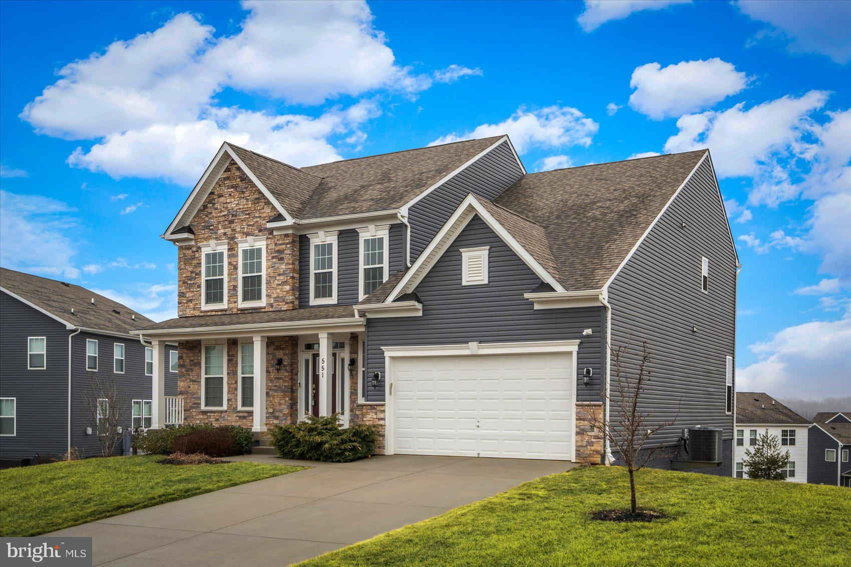 STONEGATE - Residential