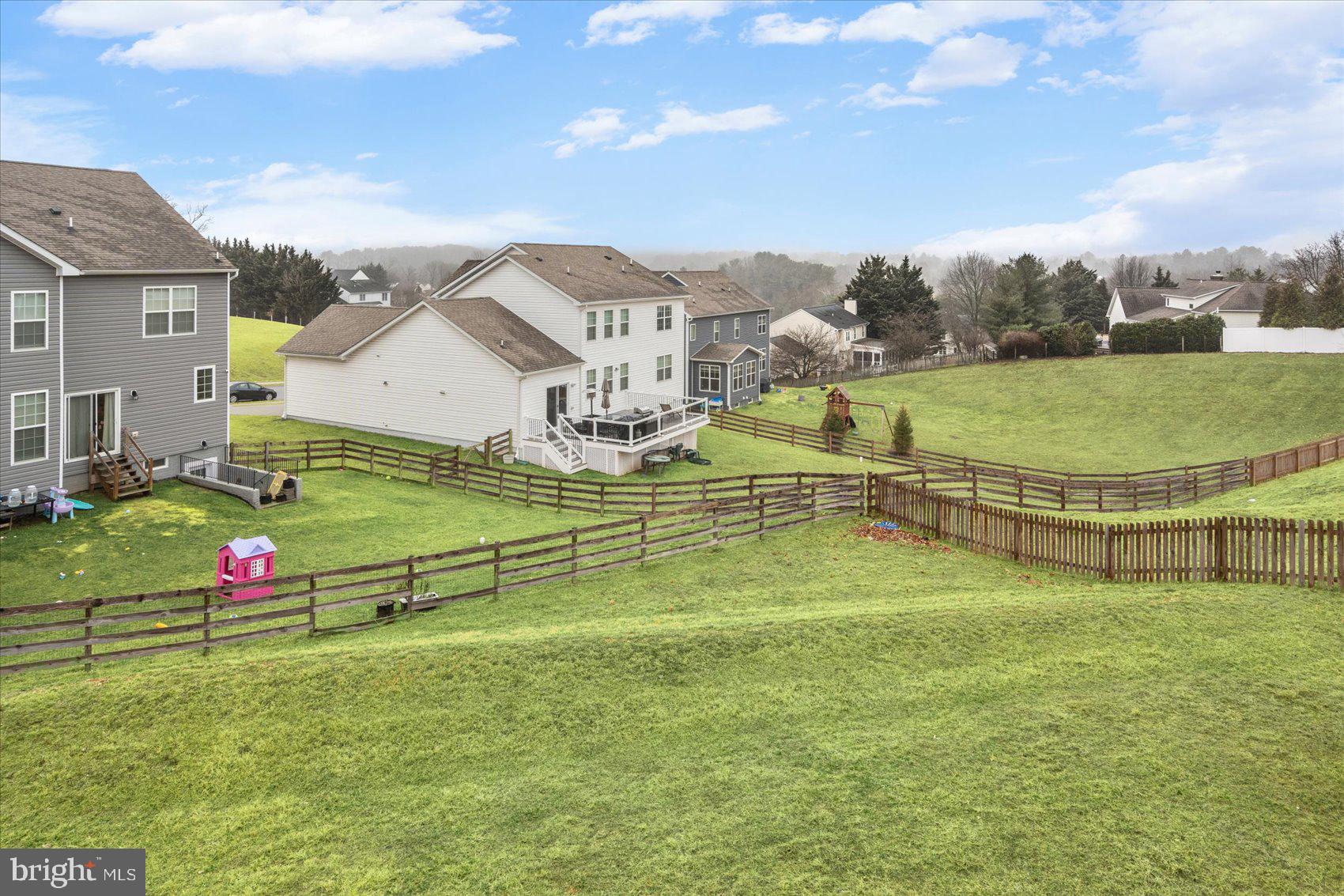 STONEGATE - Residential