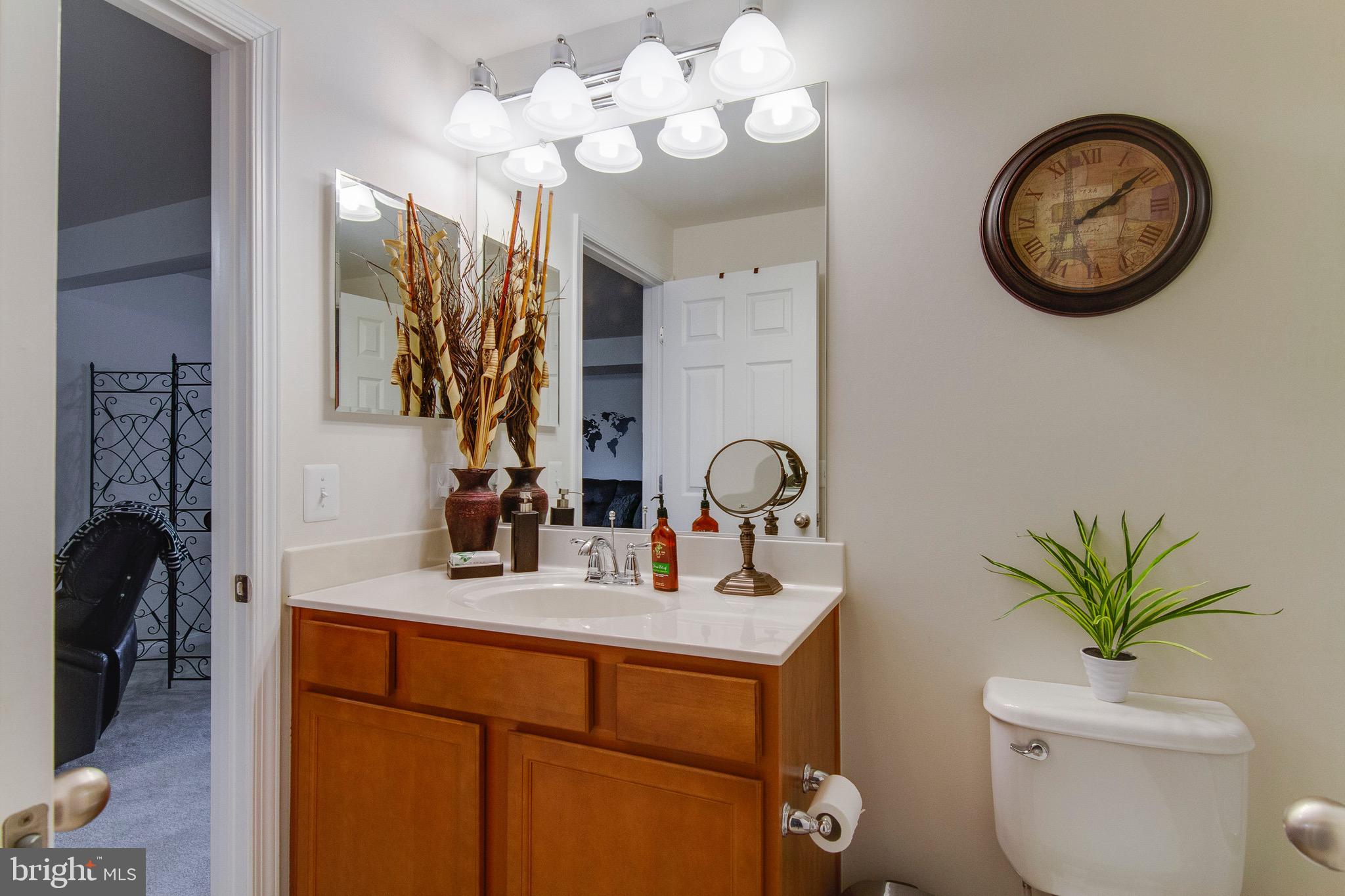 EAGLES POINTE - Residential