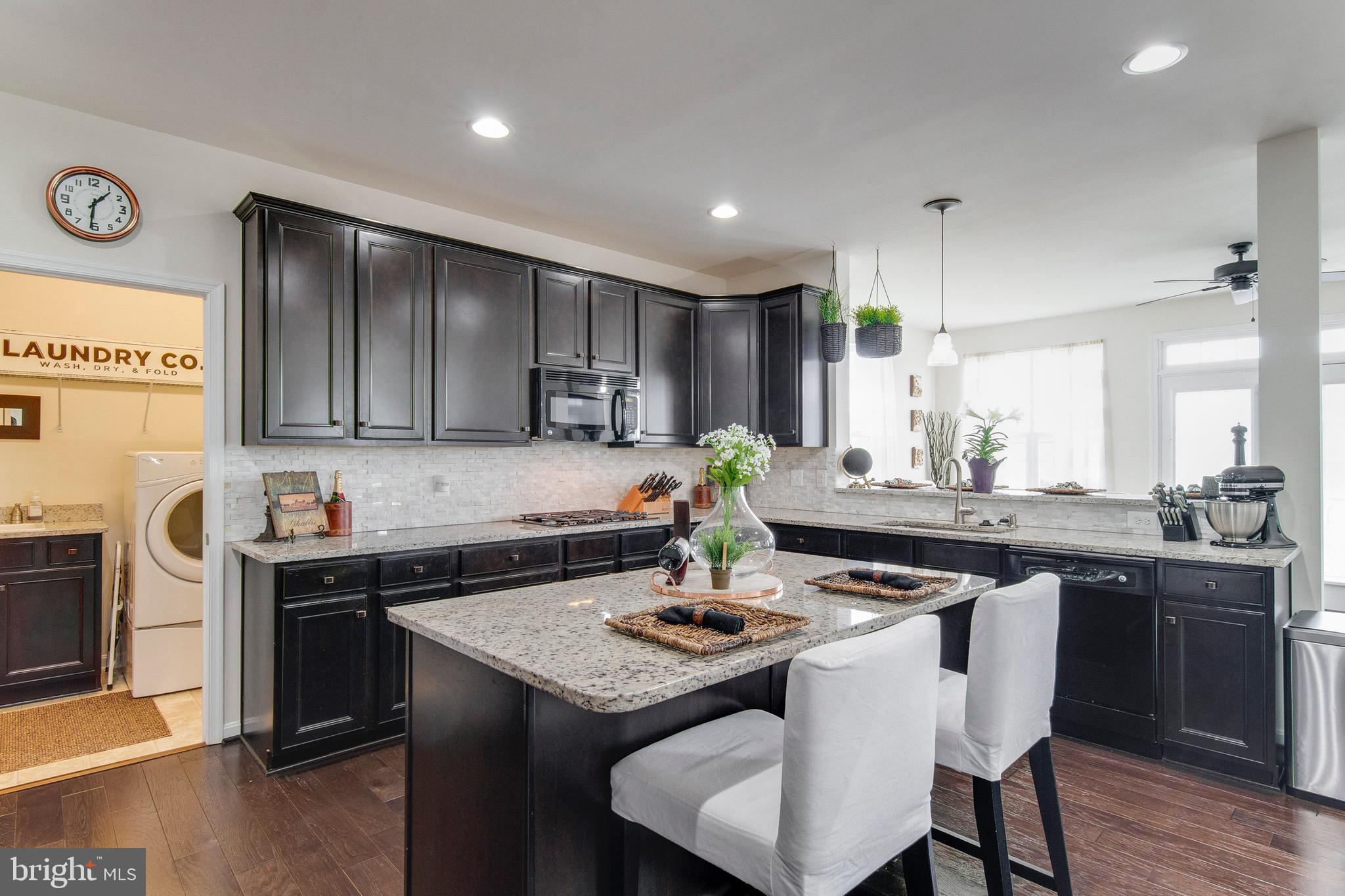 EAGLES POINTE - Residential