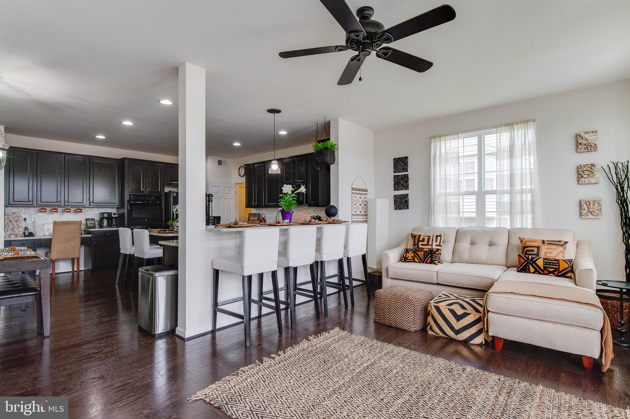 EAGLES POINTE - Residential