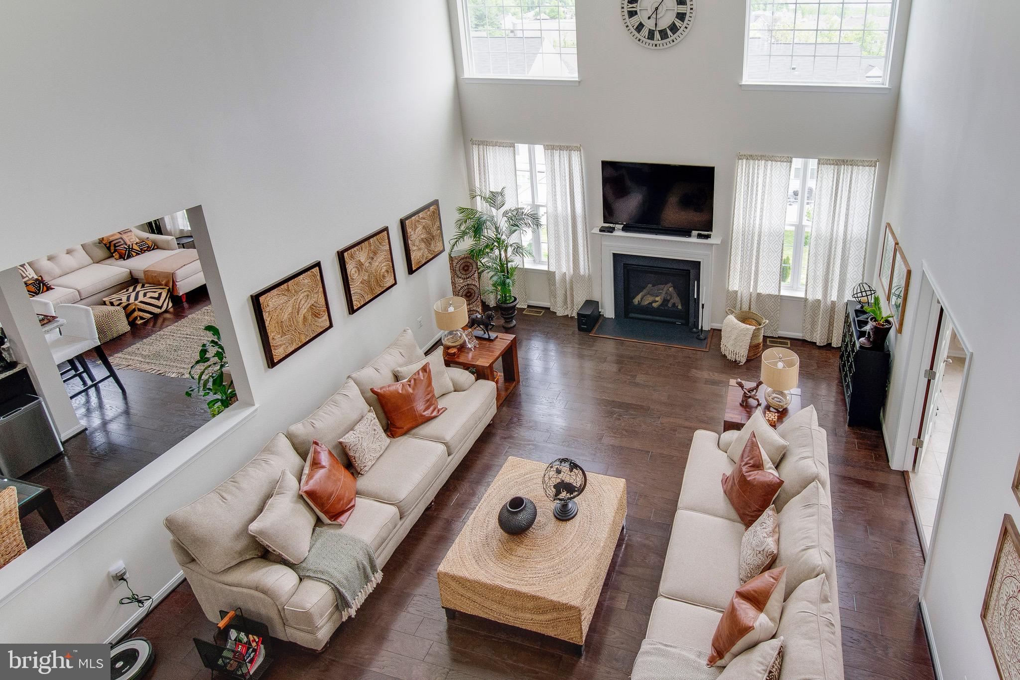 EAGLES POINTE - Residential