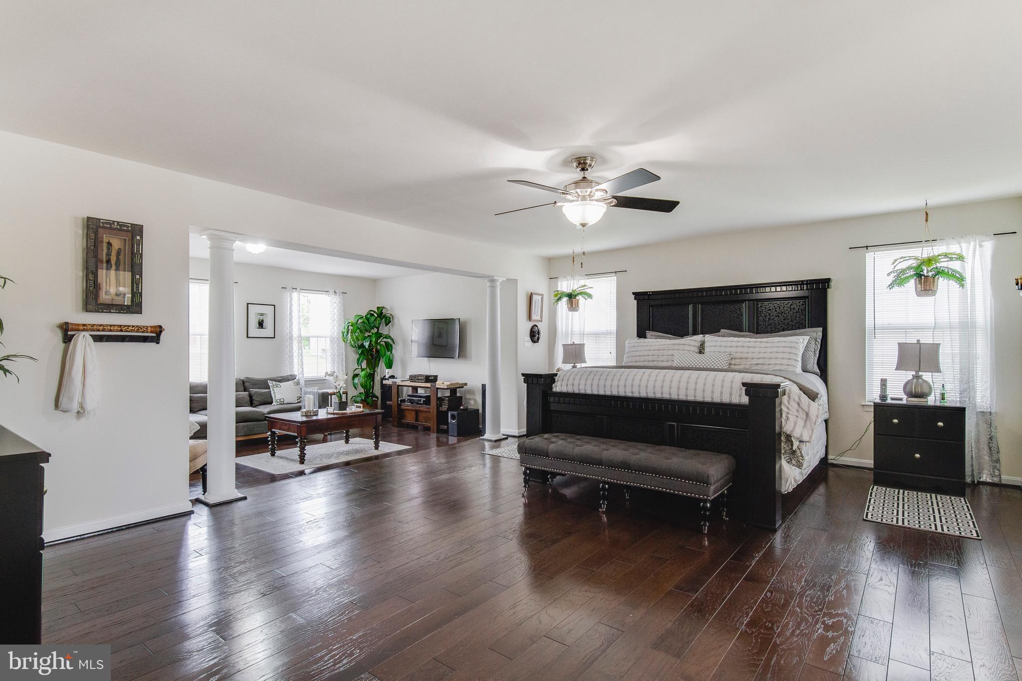 EAGLES POINTE - Residential