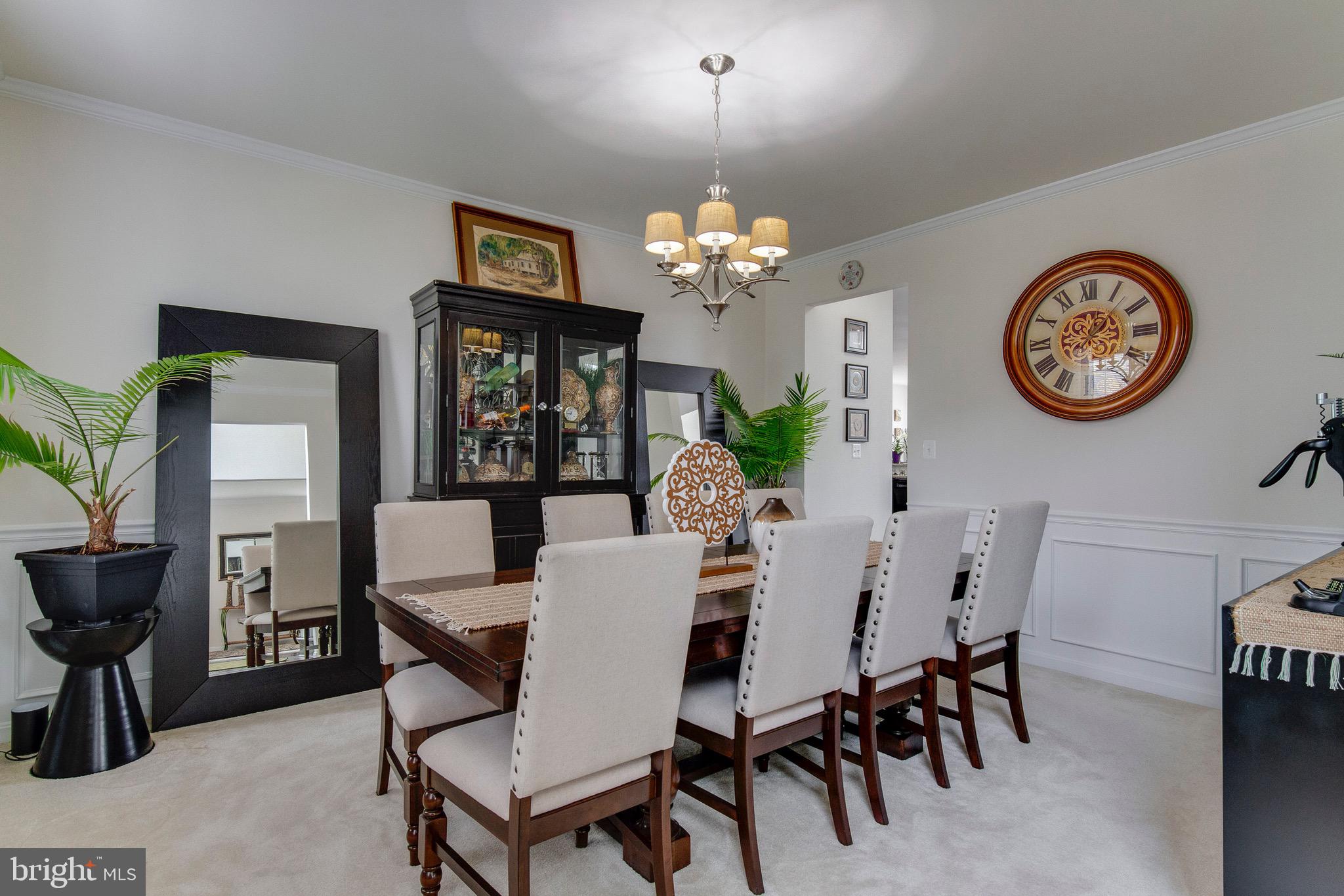 EAGLES POINTE - Residential