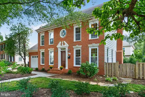 4714 8th Street S, Arlington, VA MLS: VAAR2077786
