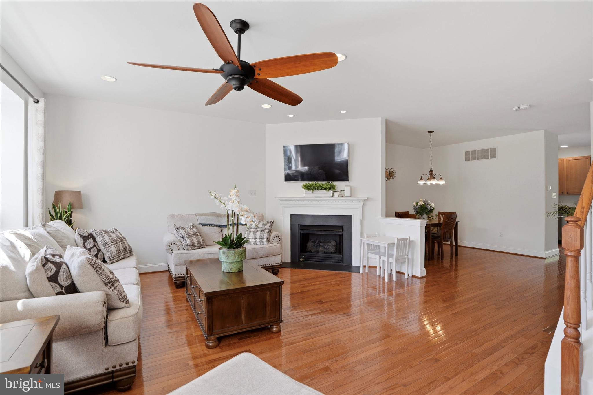 SPRING VALLEY WAY - Residential