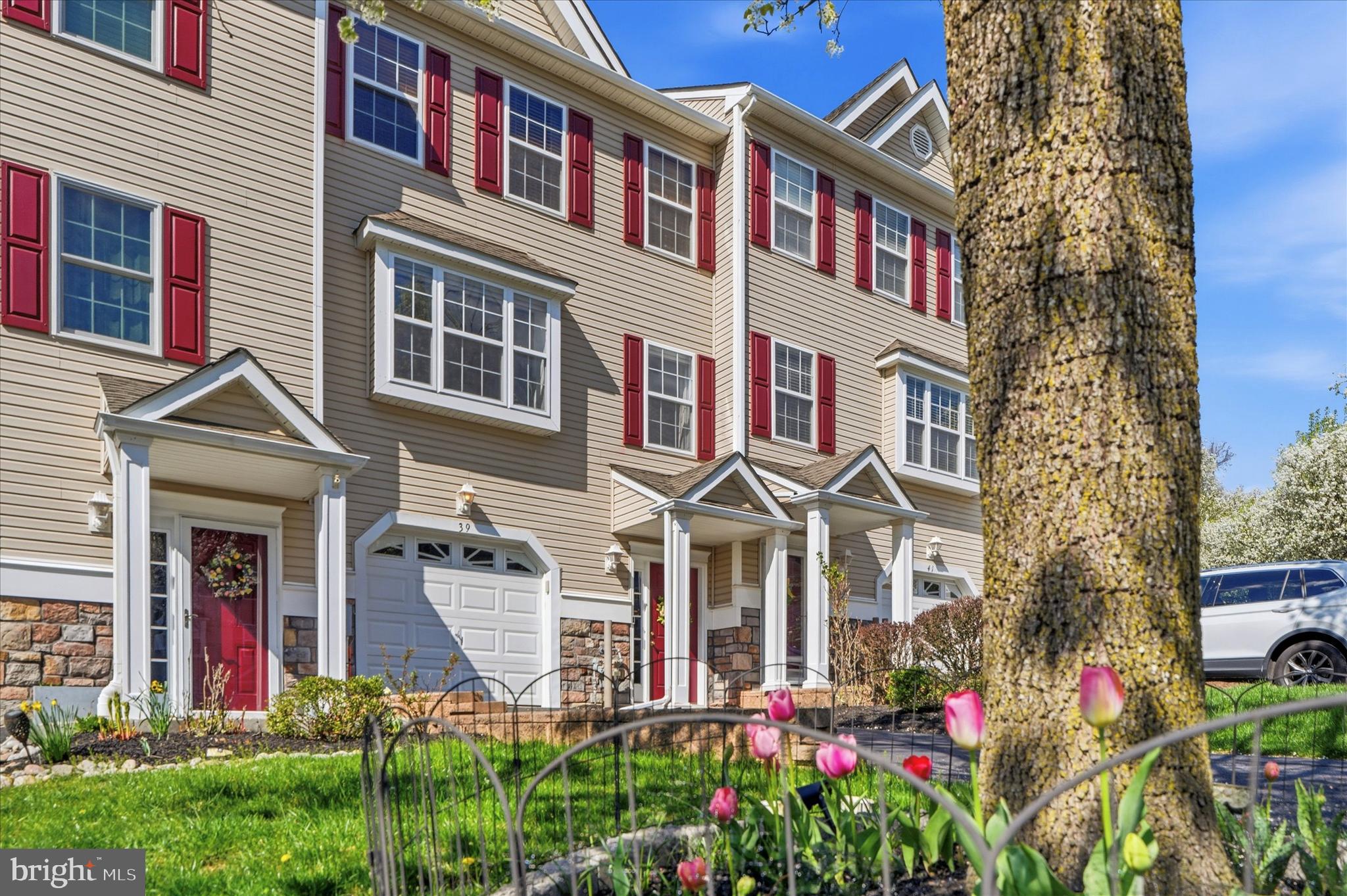 SPRING VALLEY WAY - Residential