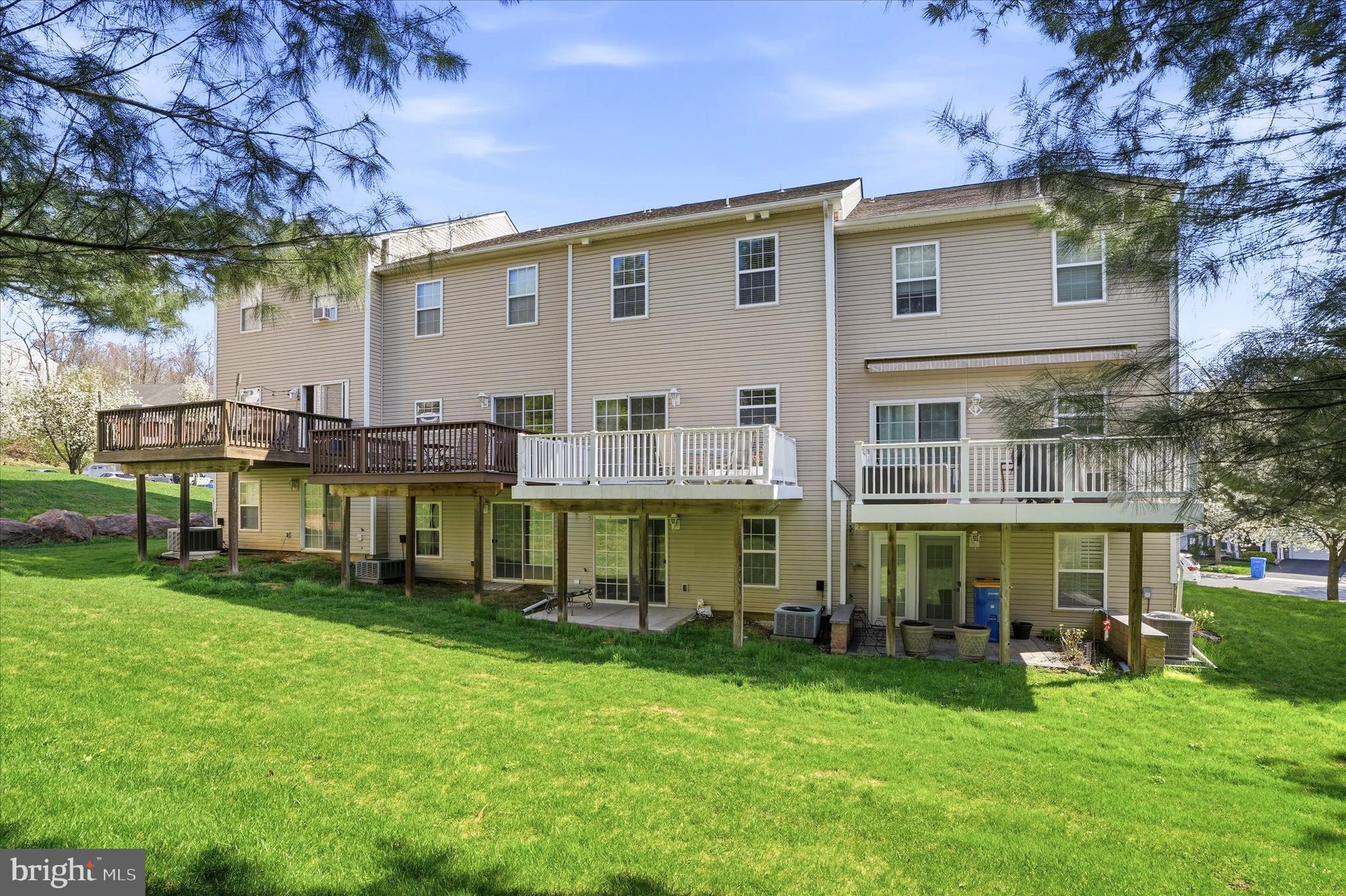 SPRING VALLEY WAY - Residential