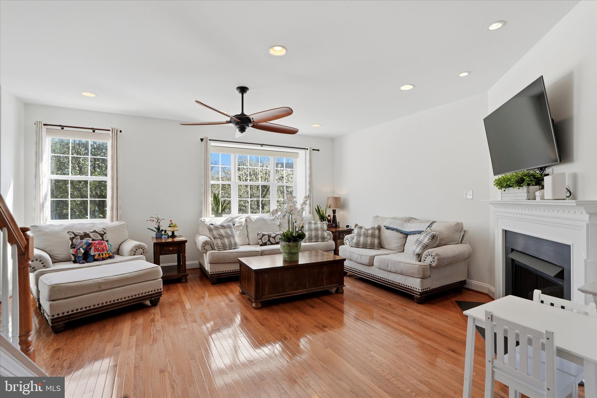 SPRING VALLEY WAY - Residential