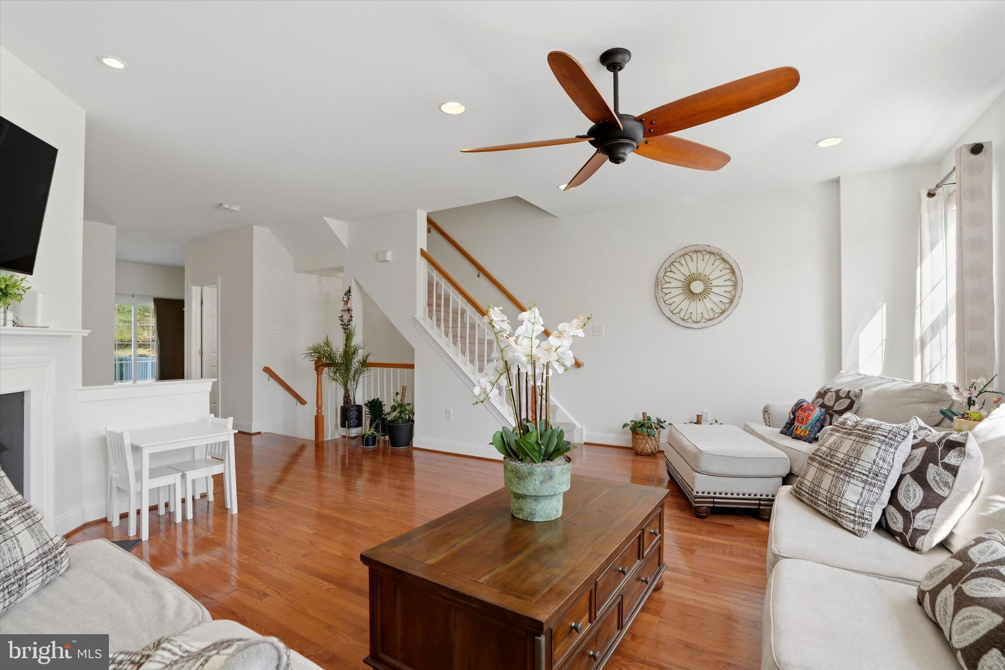 SPRING VALLEY WAY - Residential