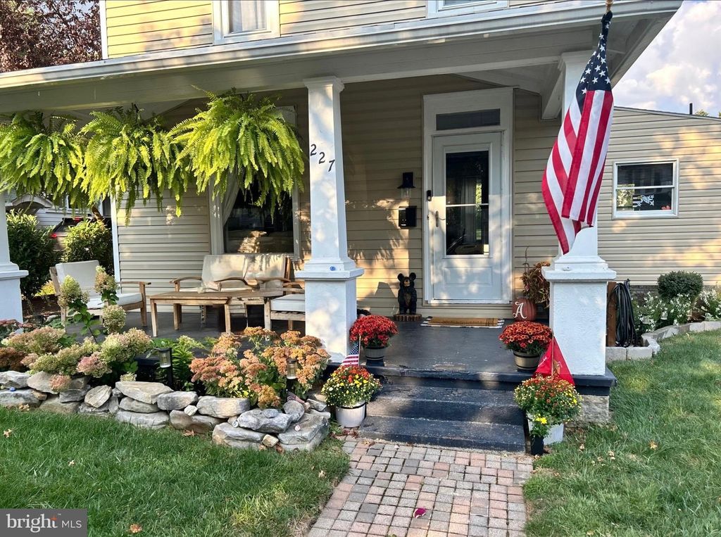 Photo of 227 N 17th Street, CAMP HILL, PA 17011 (MLS # PACB2051484)