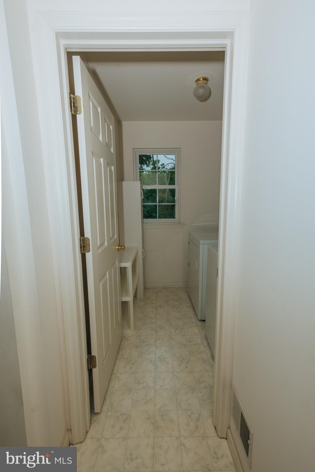 126 BAINBRIDGE CIRCLE