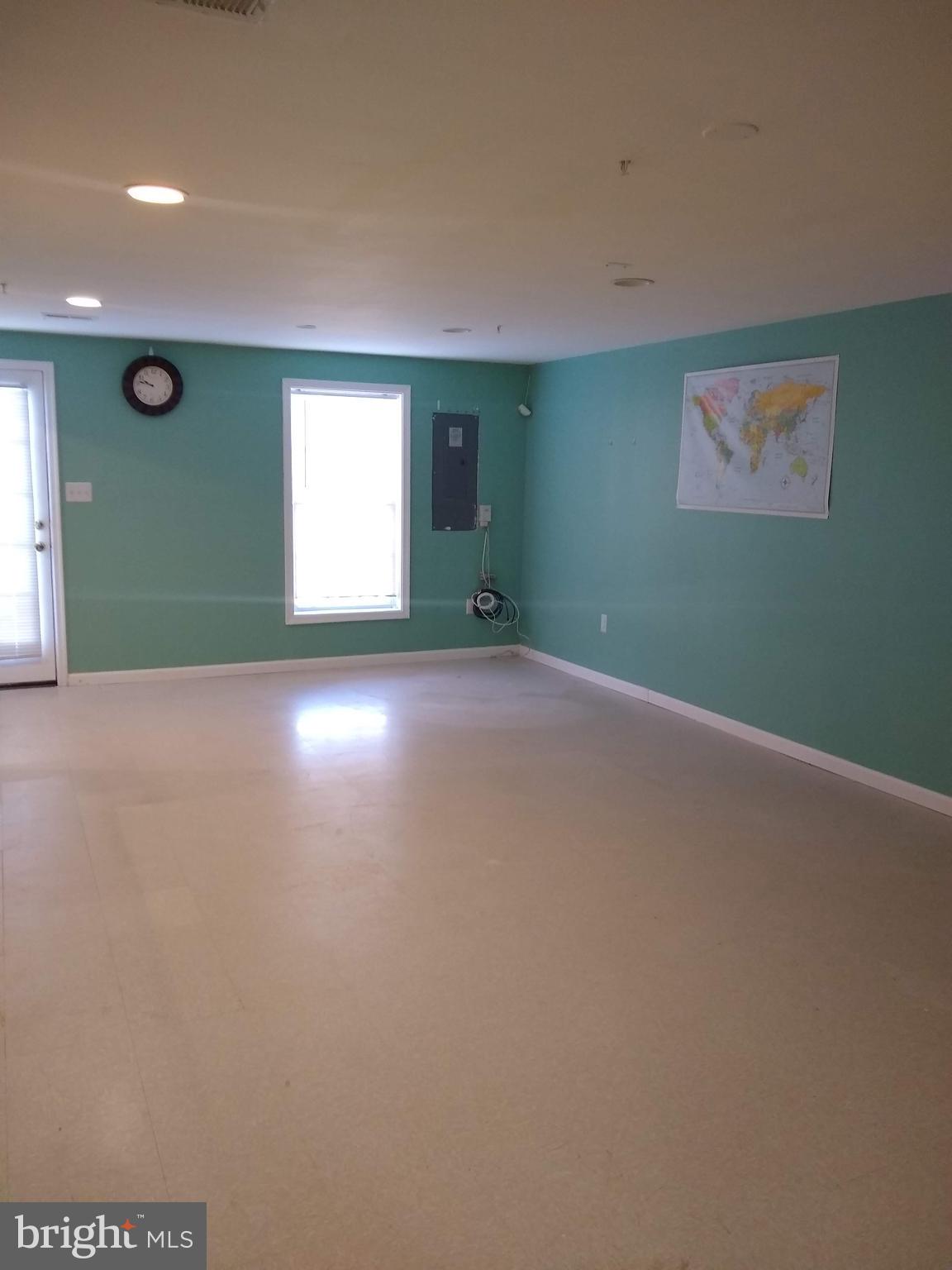 MARLTON TOWN CENTER - Residential Lease