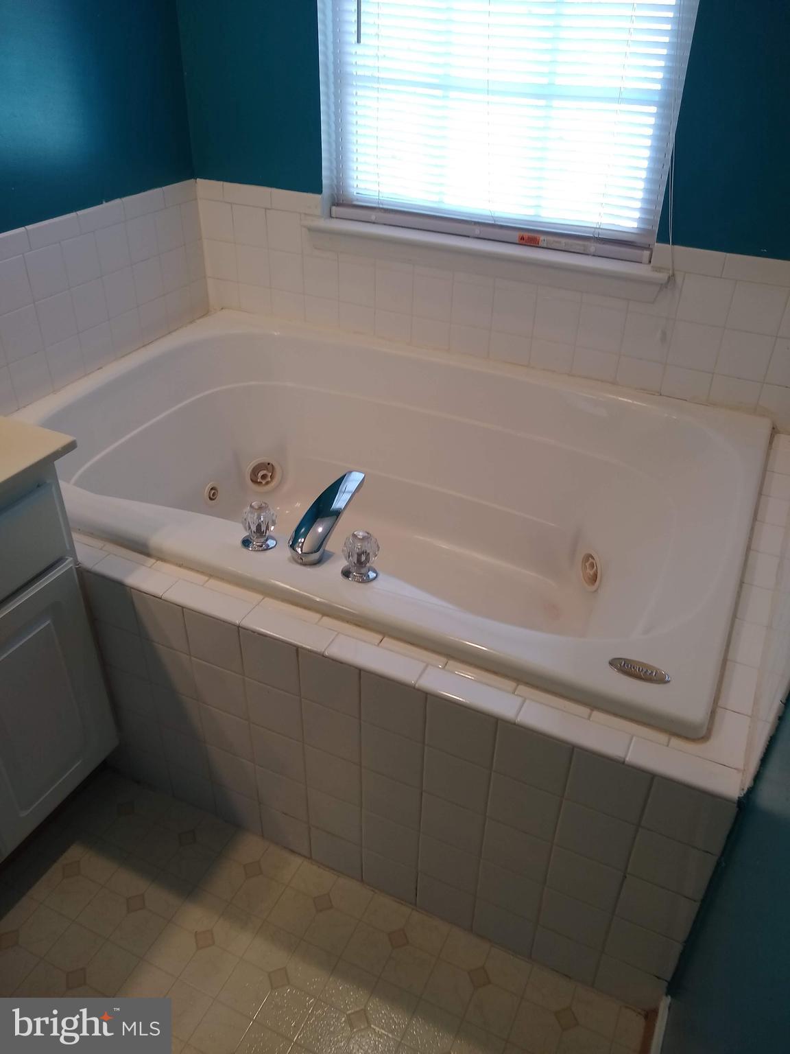 MARLTON TOWN CENTER - Residential Lease