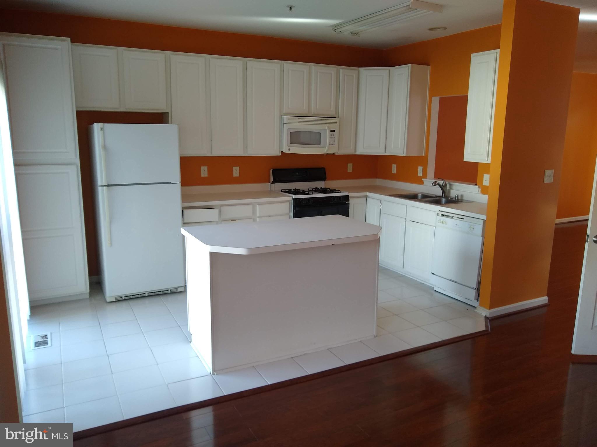 MARLTON TOWN CENTER - Residential Lease