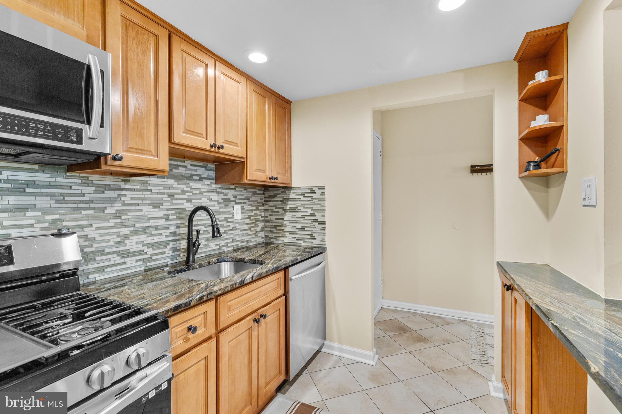 100 WEST AVENUE 326-S