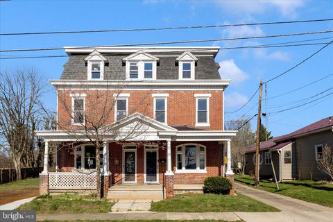 Townhouse For Sale - 519 Summit Avenue<br/> Washington County, HAGERSTOWN, MD 21740