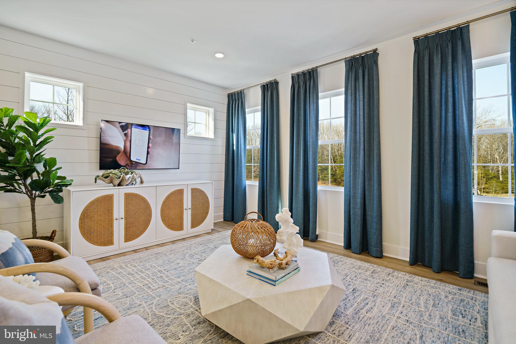 WOODS OF MYRTLE POINT - Residential