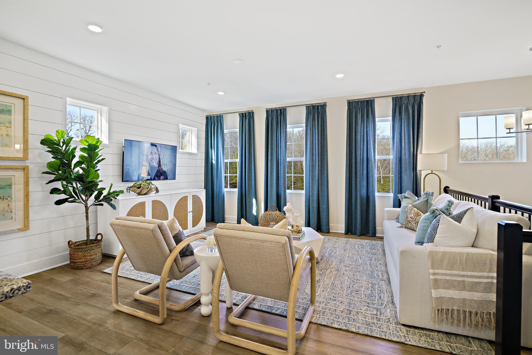 WOODS OF MYRTLE POINT - Residential