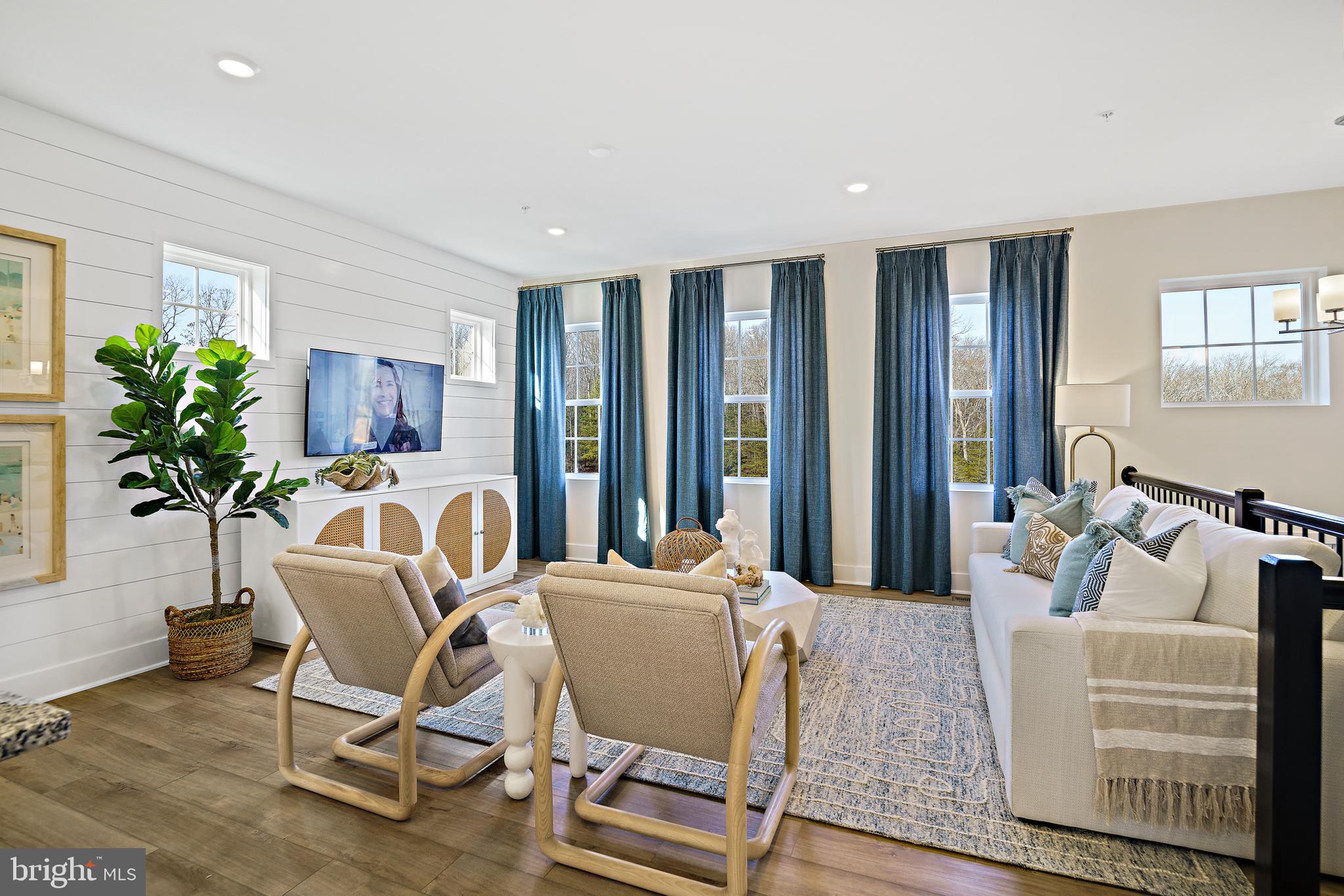 WOODS OF MYRTLE POINT - Residential