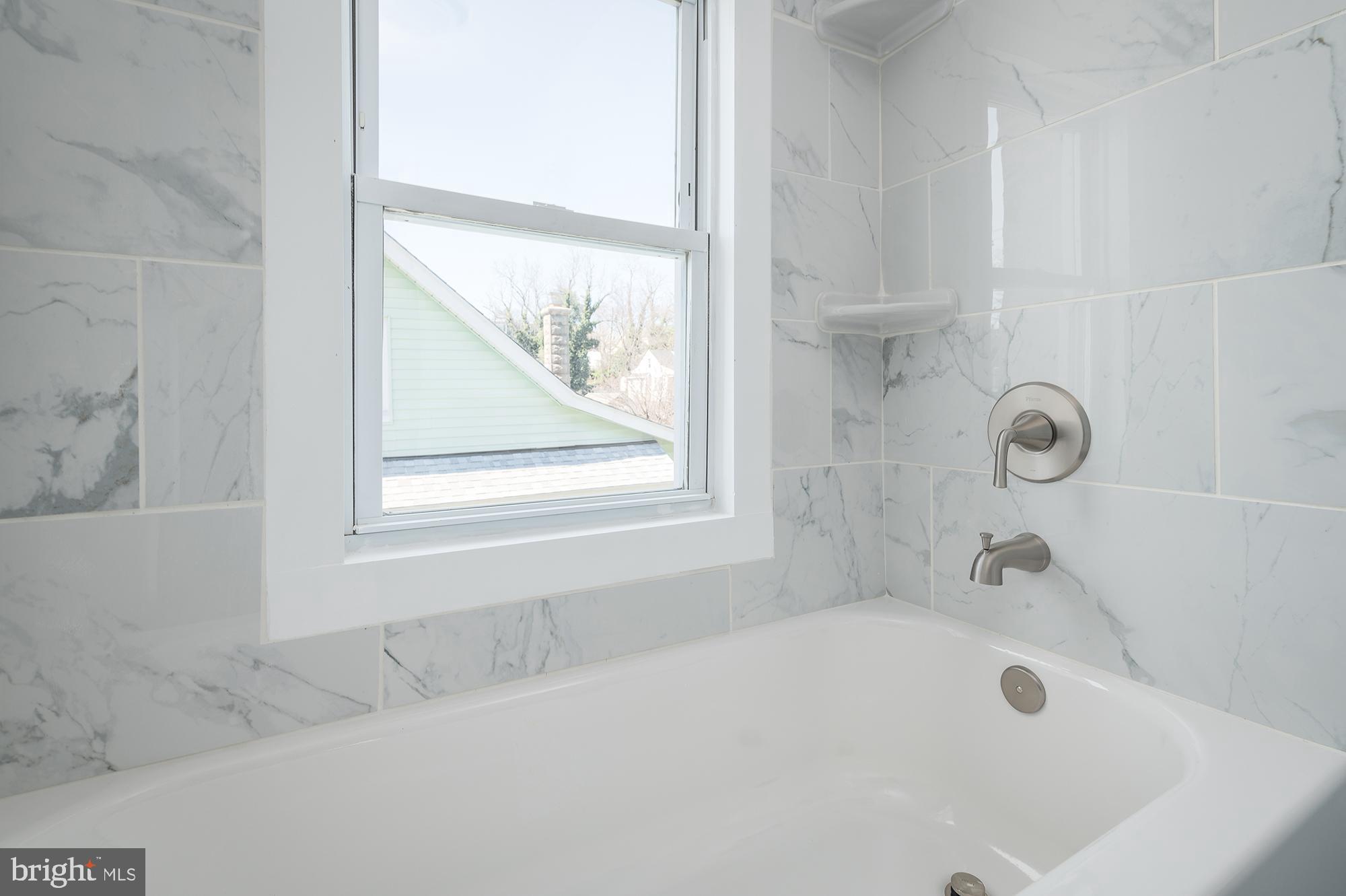 HAMILTON HEIGHTS - Residential