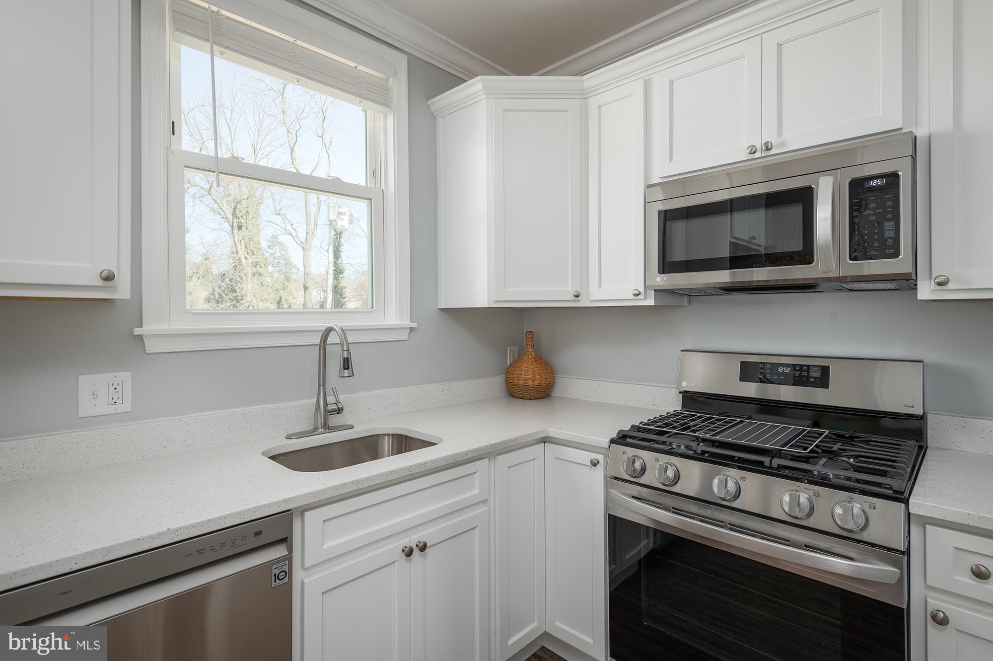 HAMILTON HEIGHTS - Residential