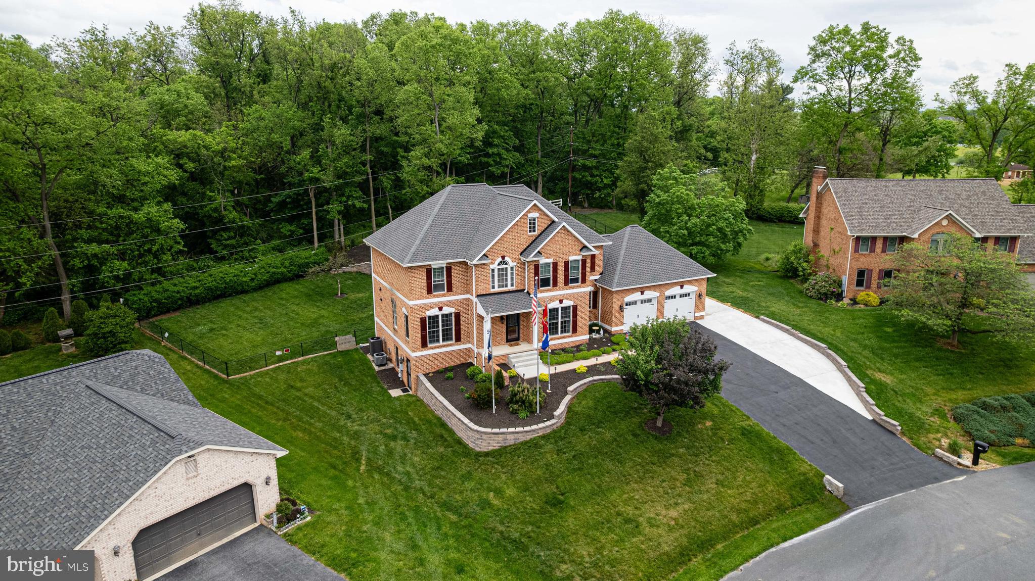 10738 APPLE TREE LANE