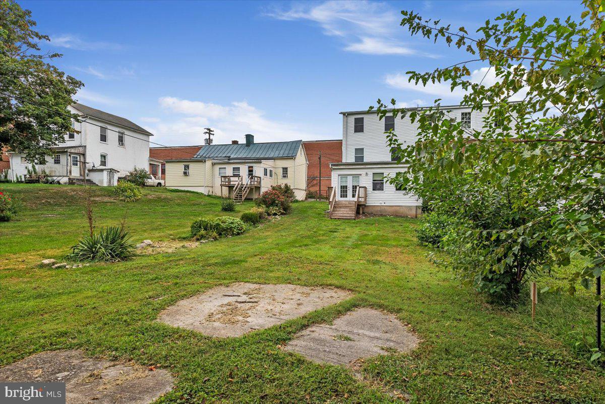 CITY OF CHARLES TOWN - Residential