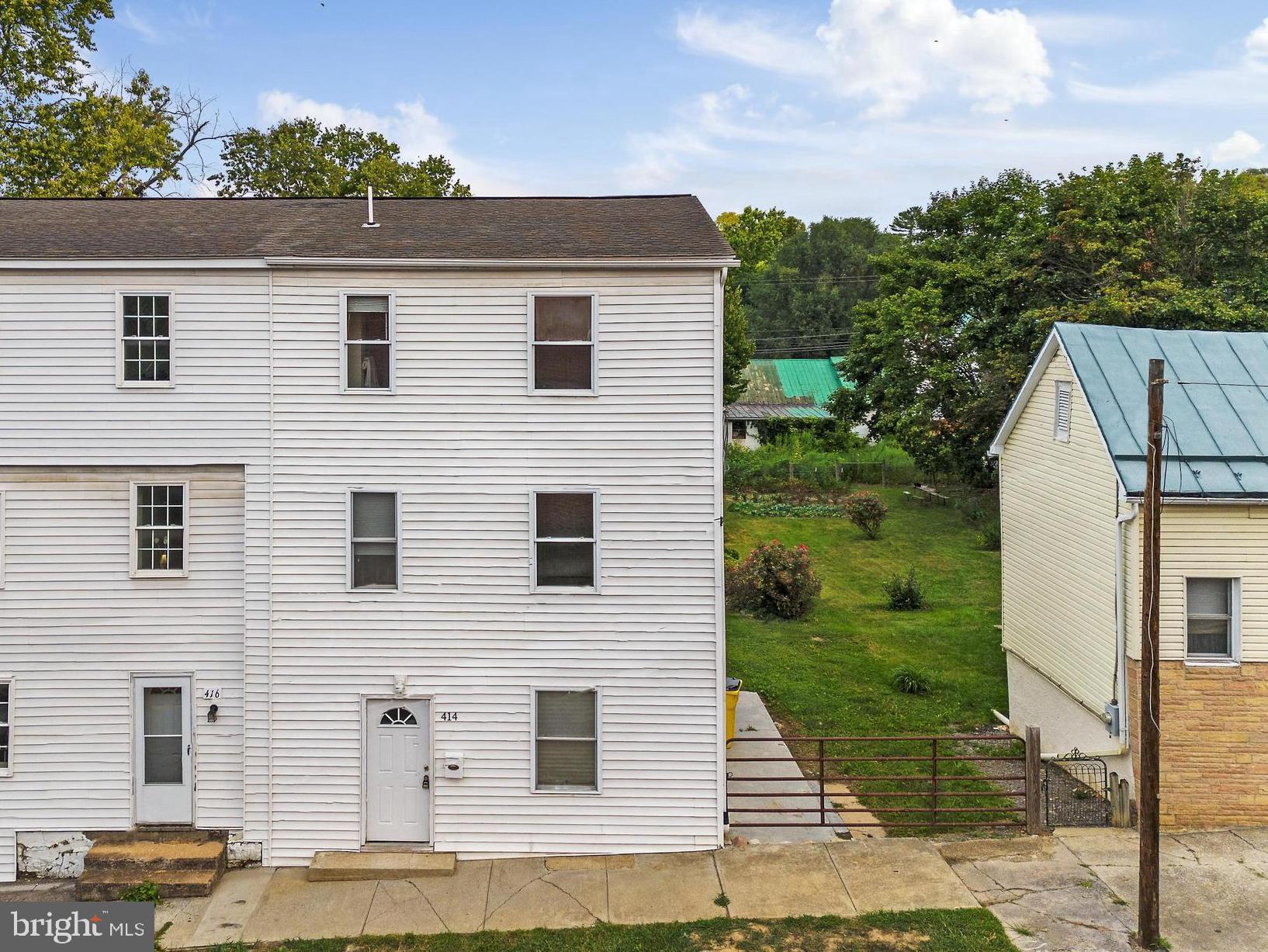 CITY OF CHARLES TOWN - Residential