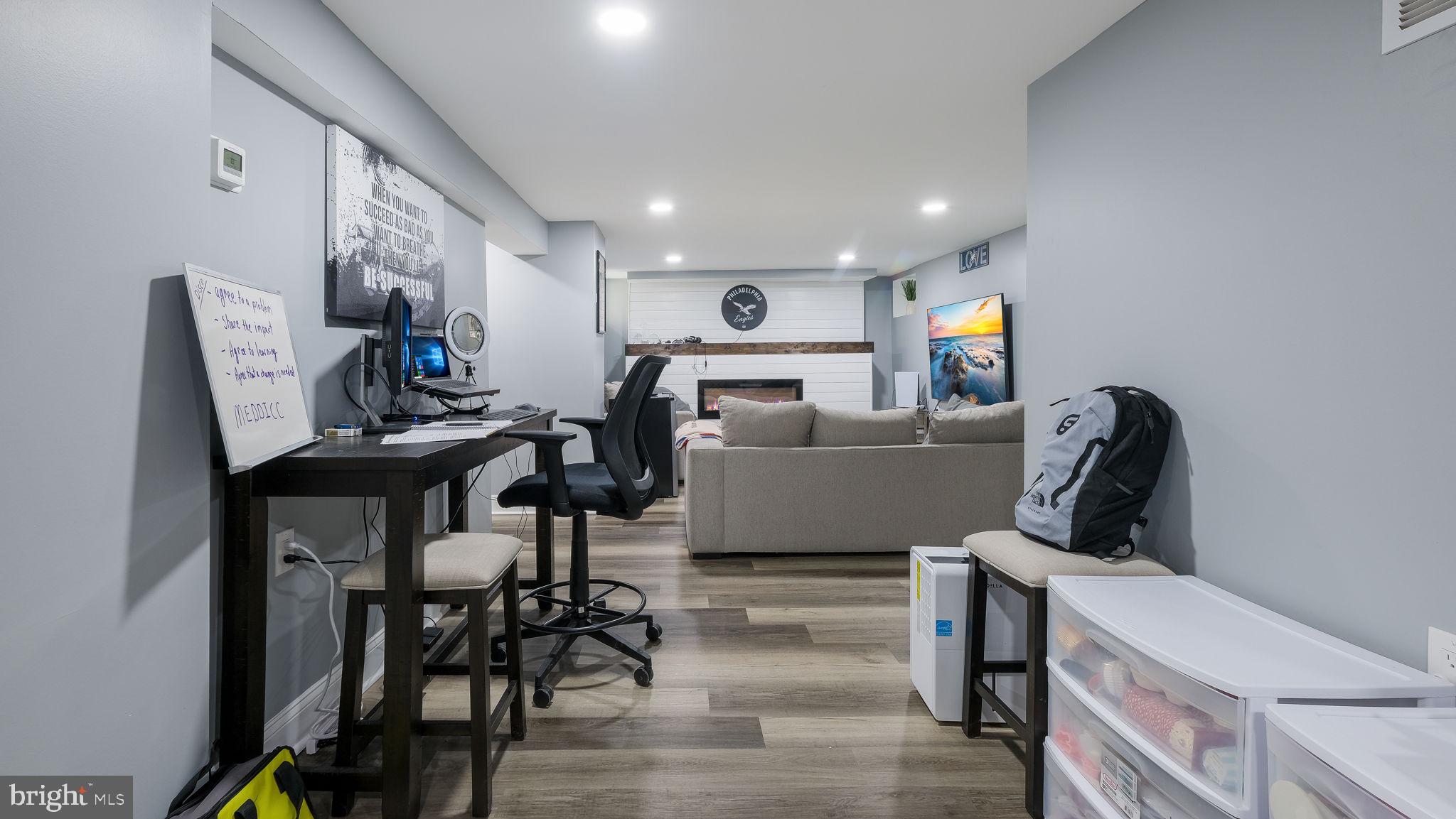 ROLLING GREEN - Residential