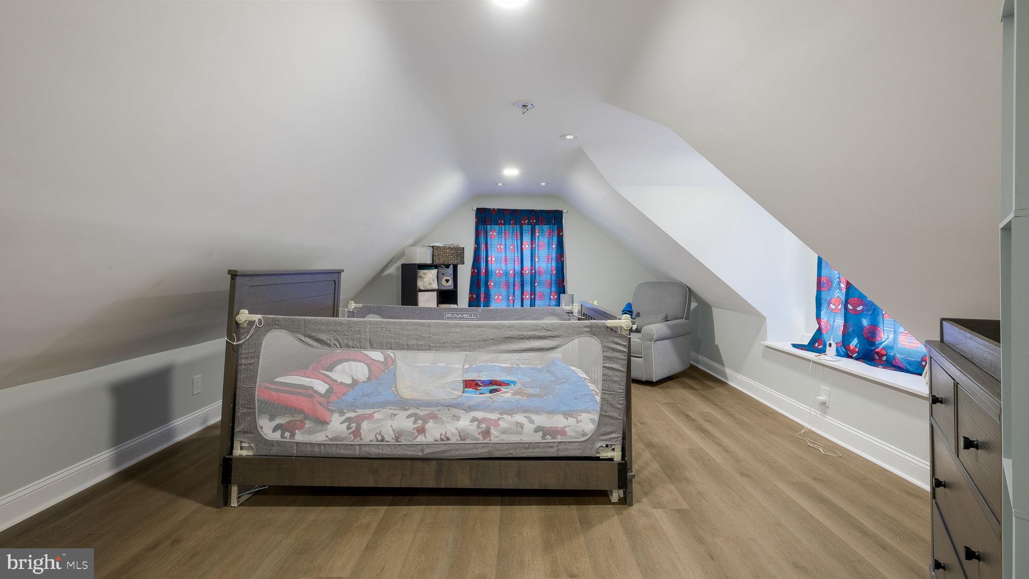 ROLLING GREEN - Residential