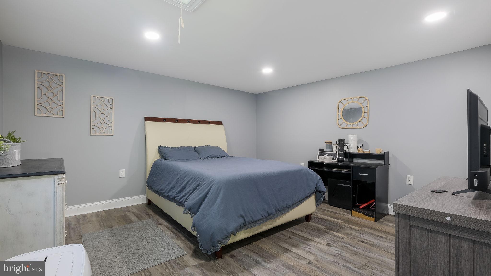 ROLLING GREEN - Residential