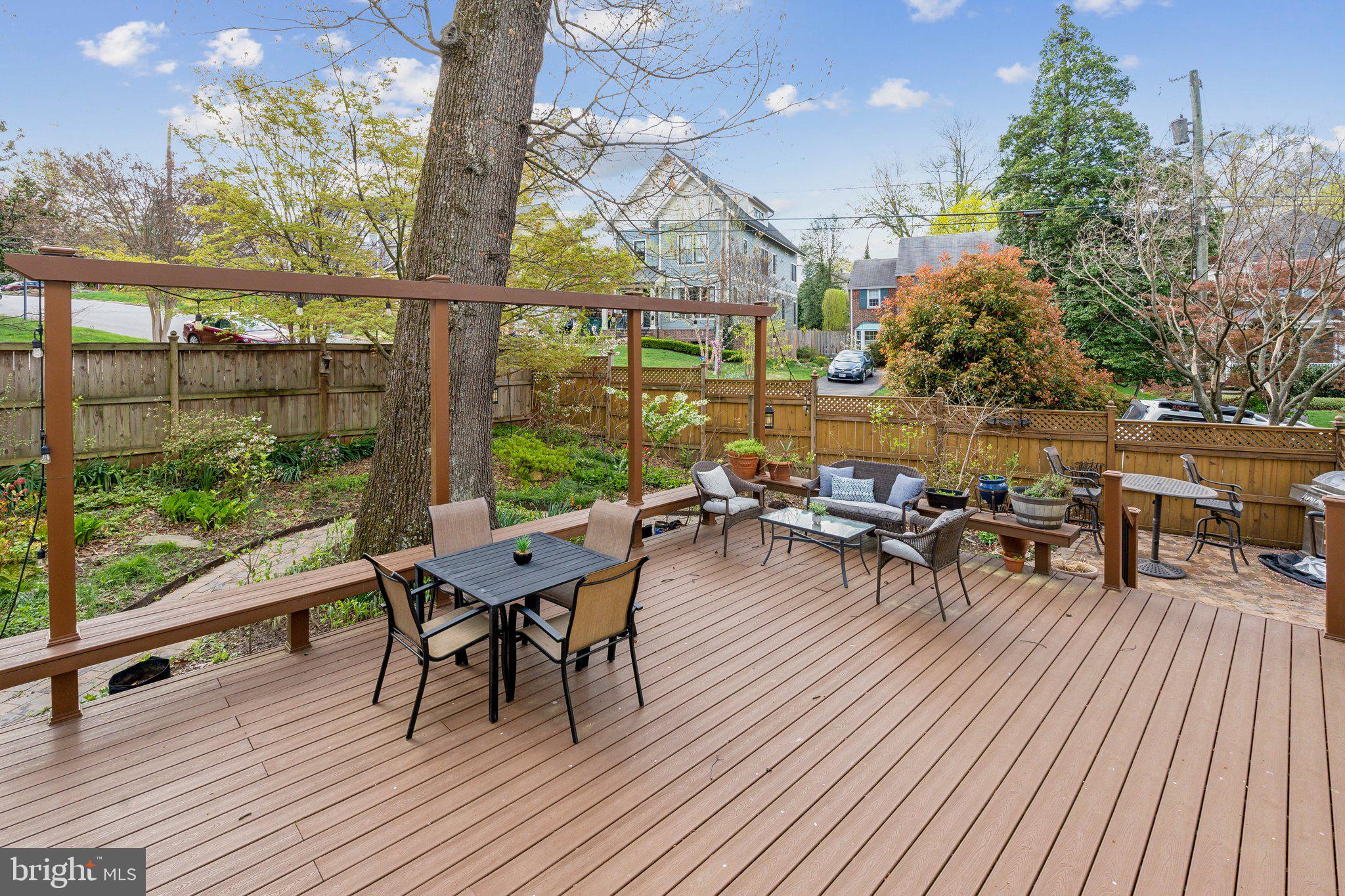 CRESTON - Residential