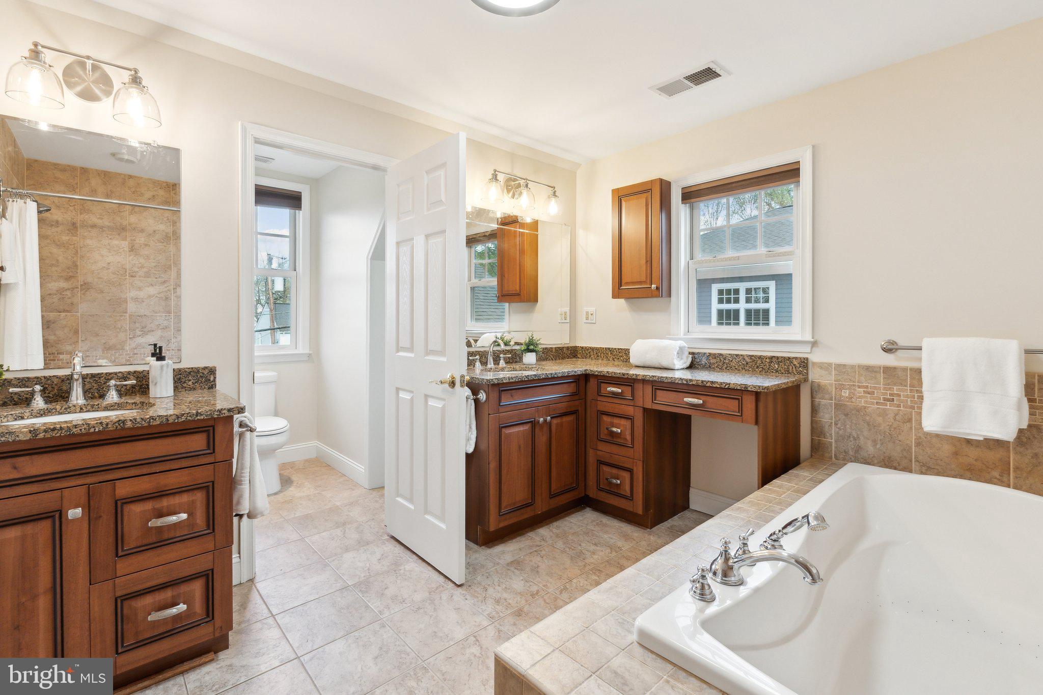 CRESTON - Residential