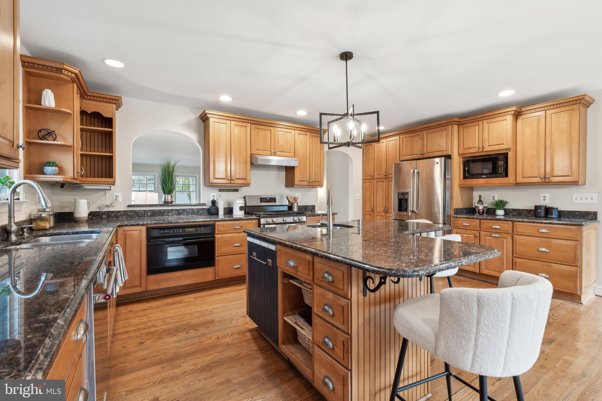 CRESTON - Residential