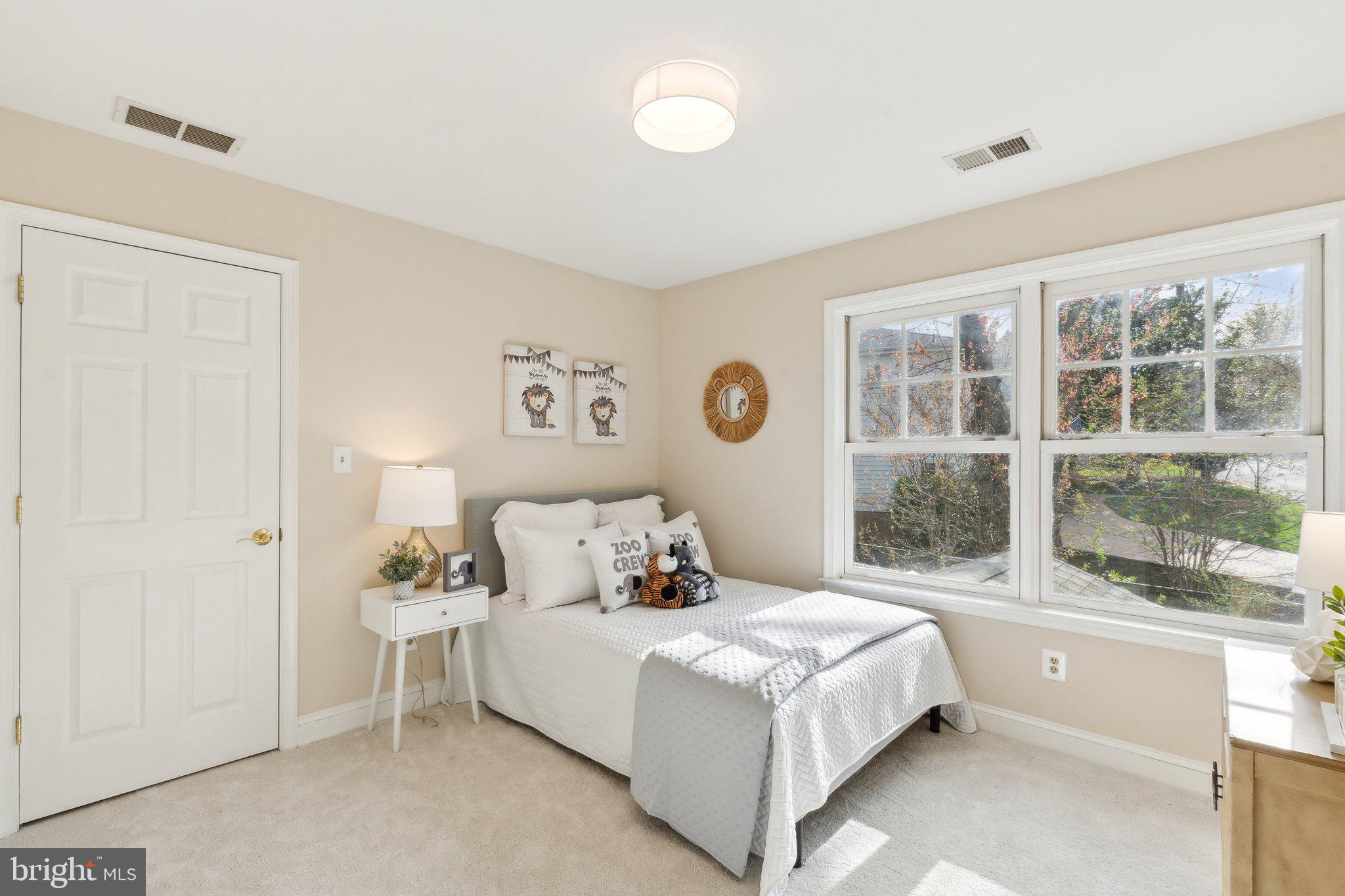 CRESTON - Residential