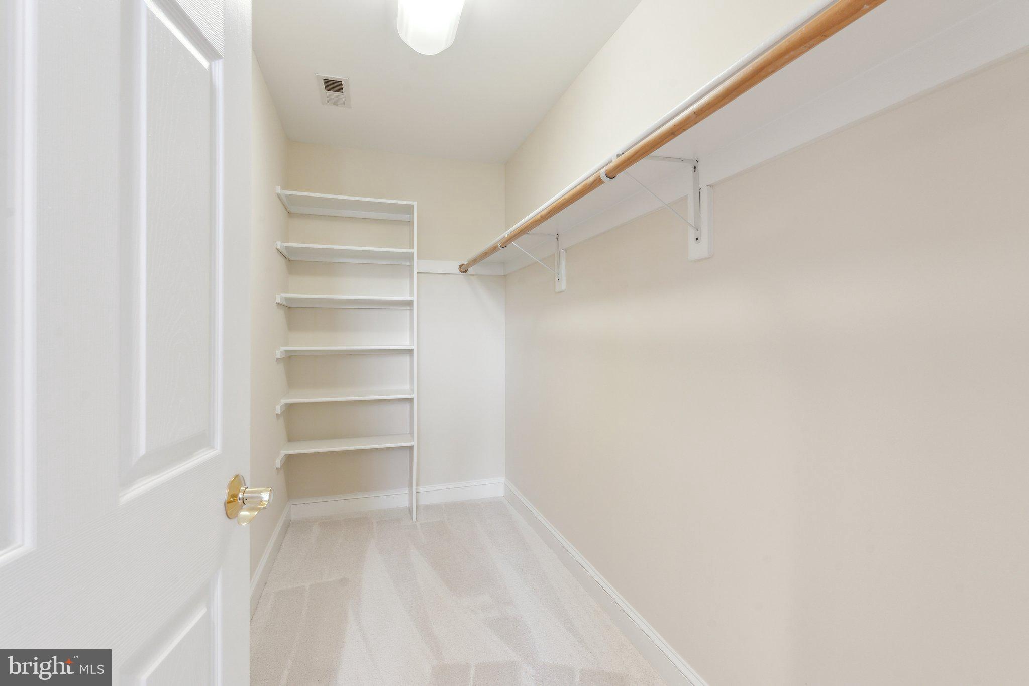 CRESTON - Residential