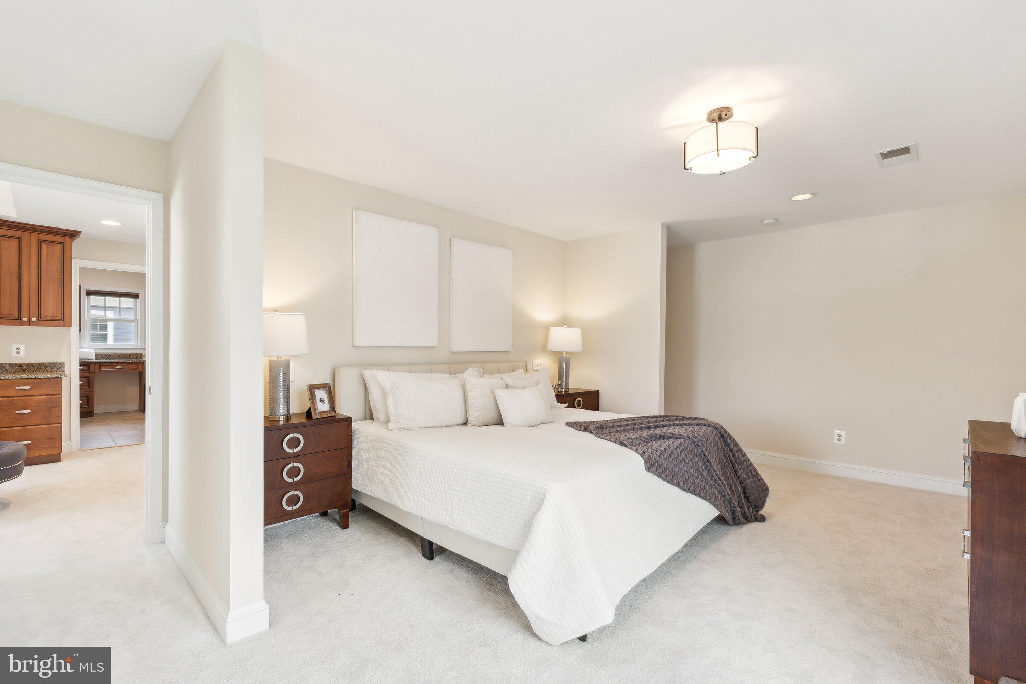 CRESTON - Residential