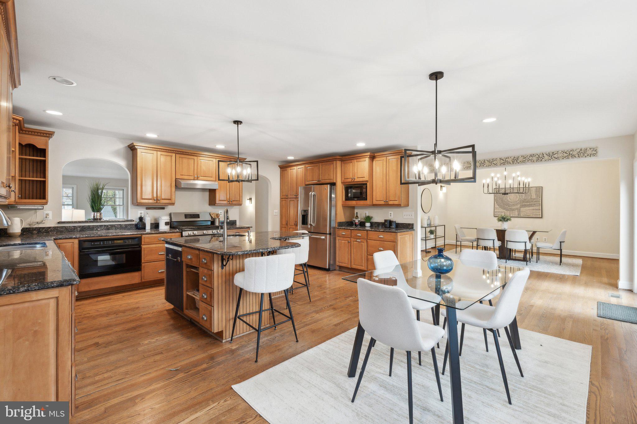 CRESTON - Residential