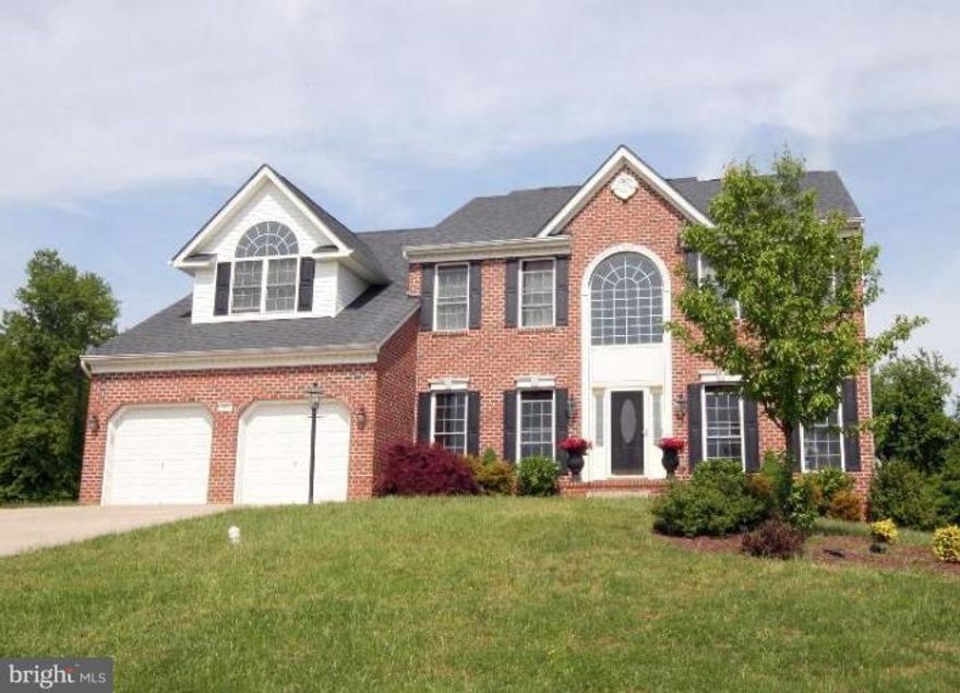 Gorgeous 4 bedroom home w/a library on the main floor, additional L/L Bonus room. Must see basement! Invisible pet fence installed, patio with built in grill and separate deck area. Custom garage storage system and Polyurea floor coating. Security system installed. Solar panels installed and active to lower your electric bills!   Available 1 July 16.