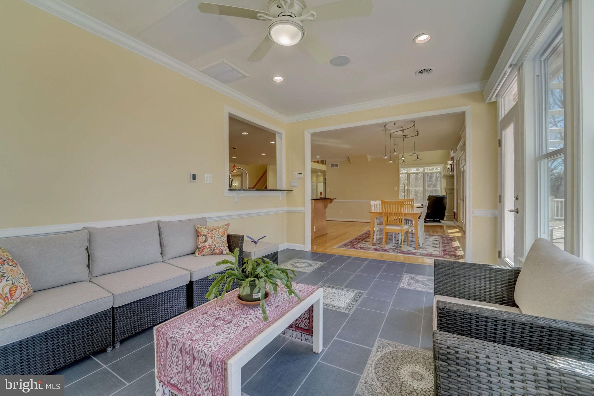 PLEASANT RIDGE - Residential