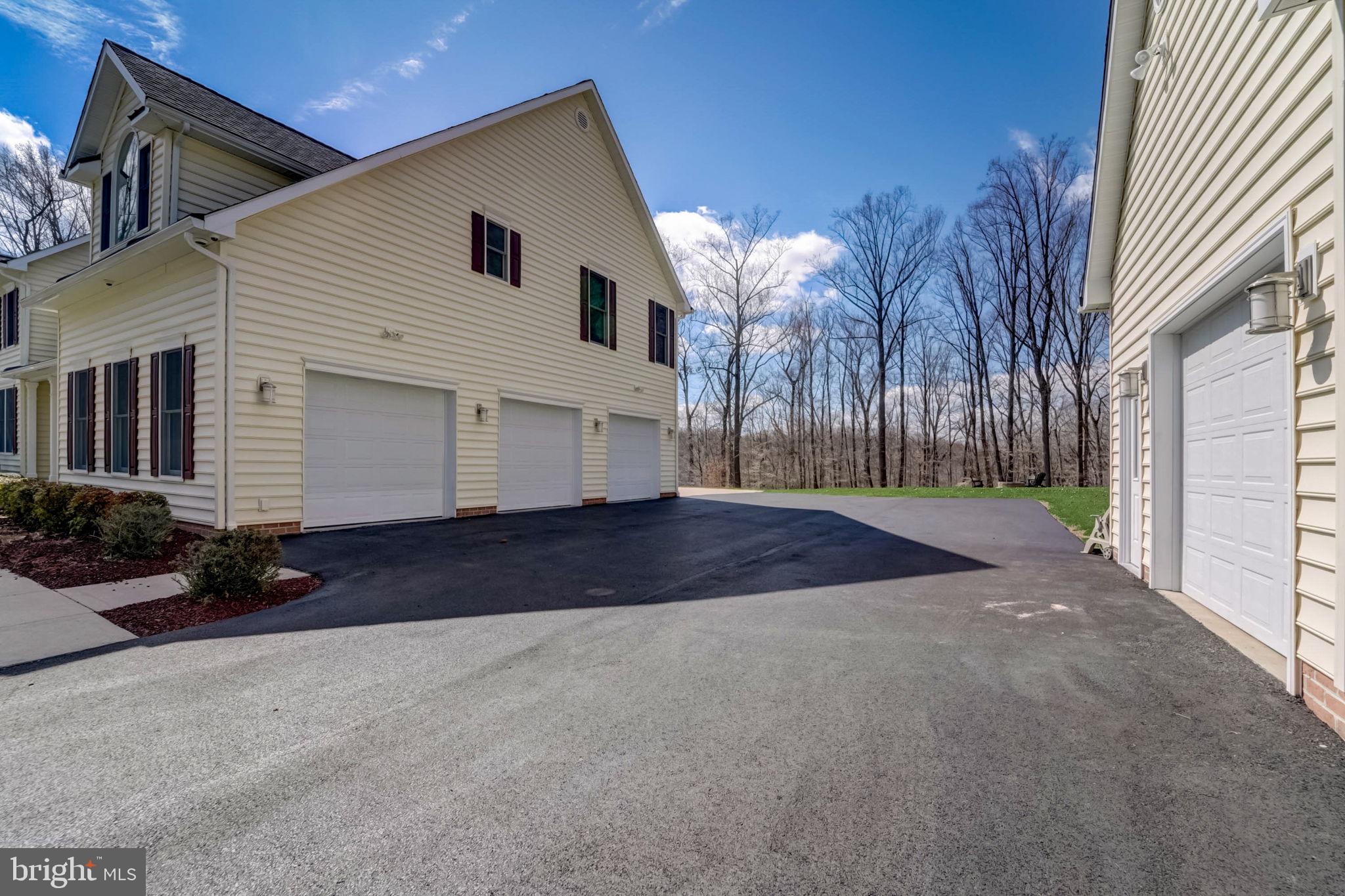 PLEASANT RIDGE - Residential