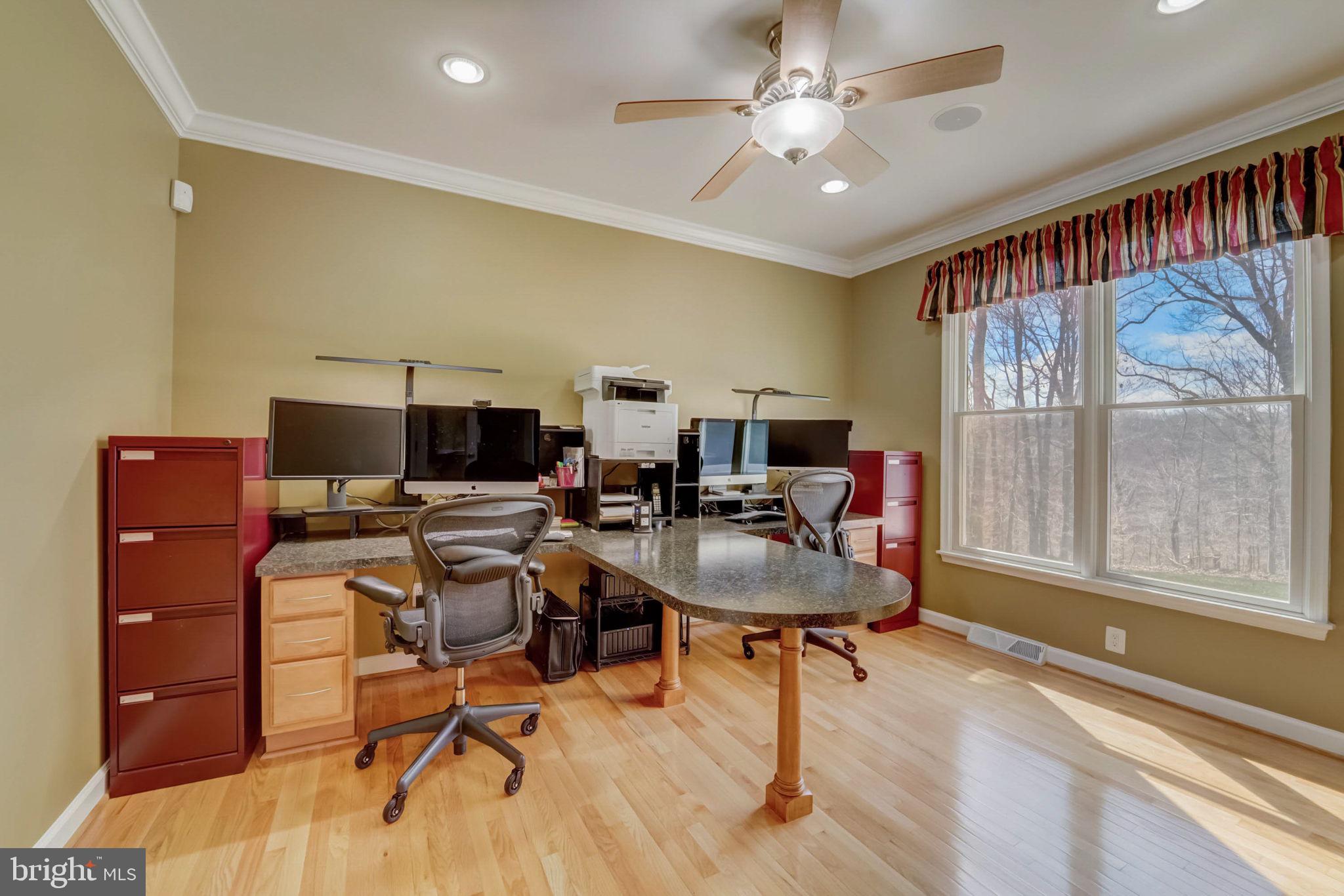 PLEASANT RIDGE - Residential