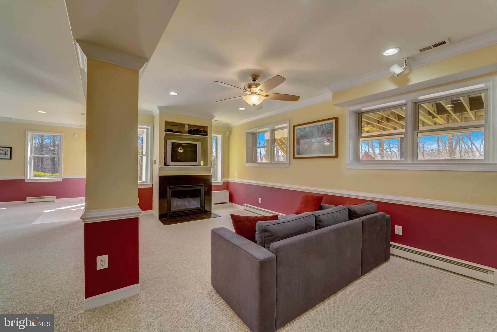 PLEASANT RIDGE - Residential