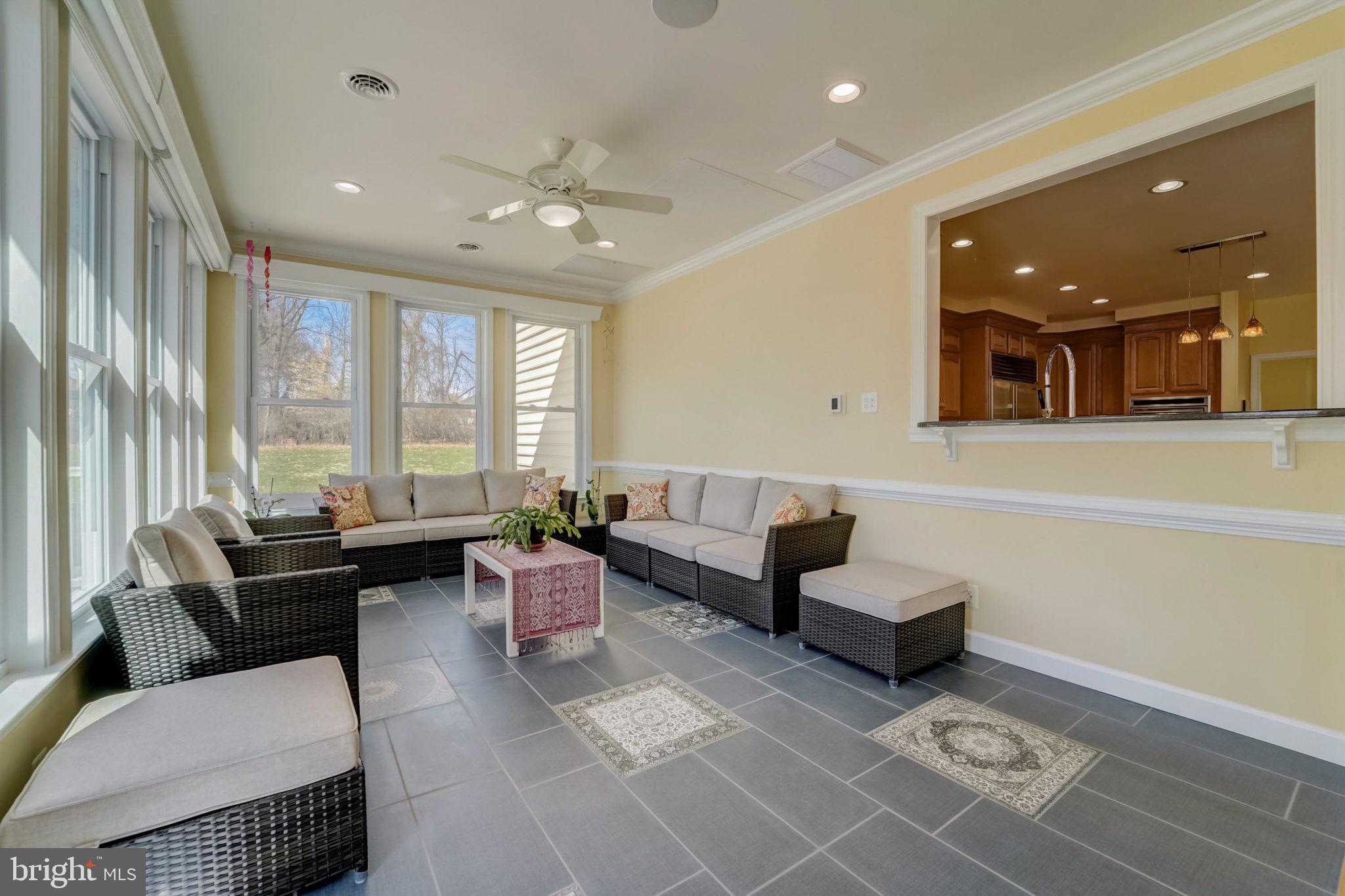 PLEASANT RIDGE - Residential