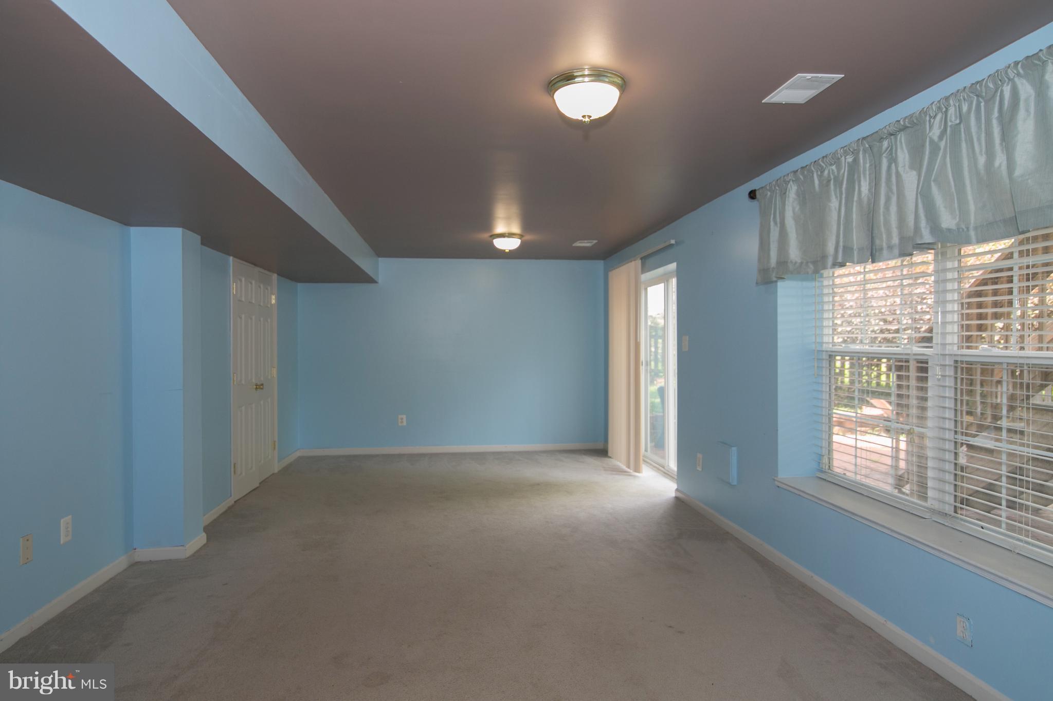 MONTCLAIR - Residential Lease