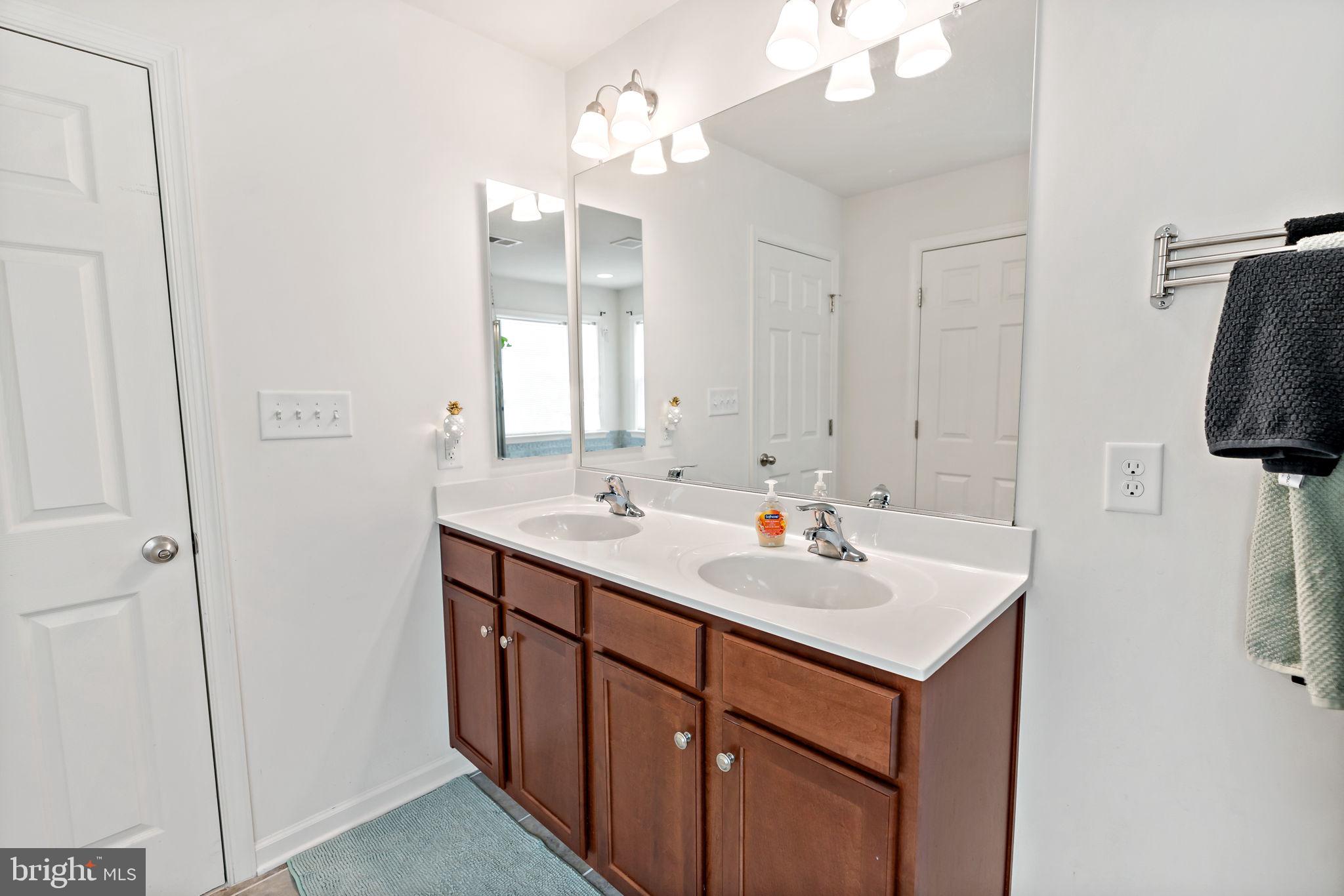 STONEBROOK VILLAGE - Residential