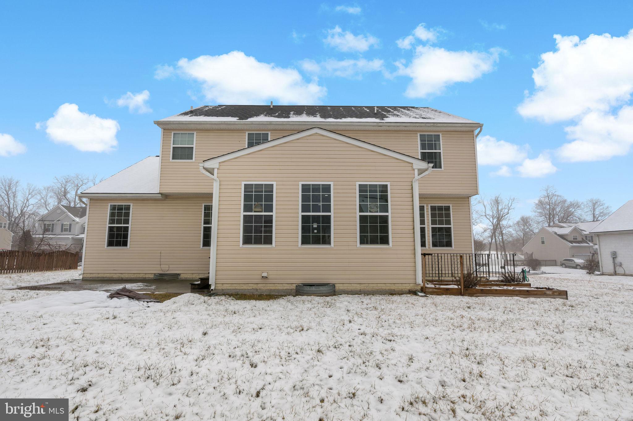 STONEBROOK VILLAGE - Residential