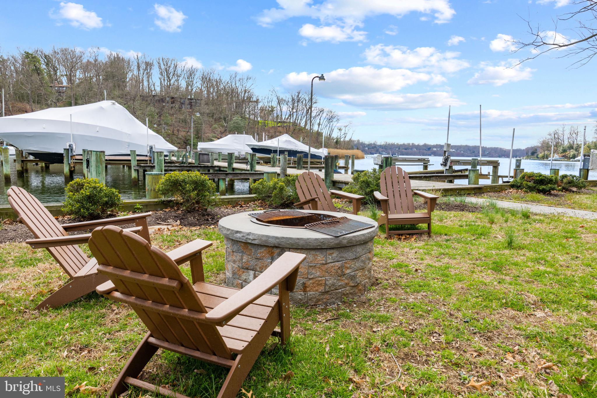 SEVERN VIEW - Residential